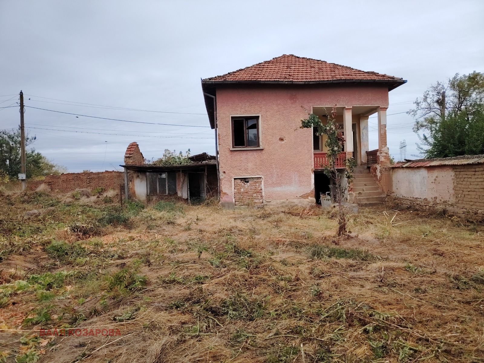 Продава КЪЩА, с. Крушовица, област Плевен, снимка 2 - Къщи - 56480579
