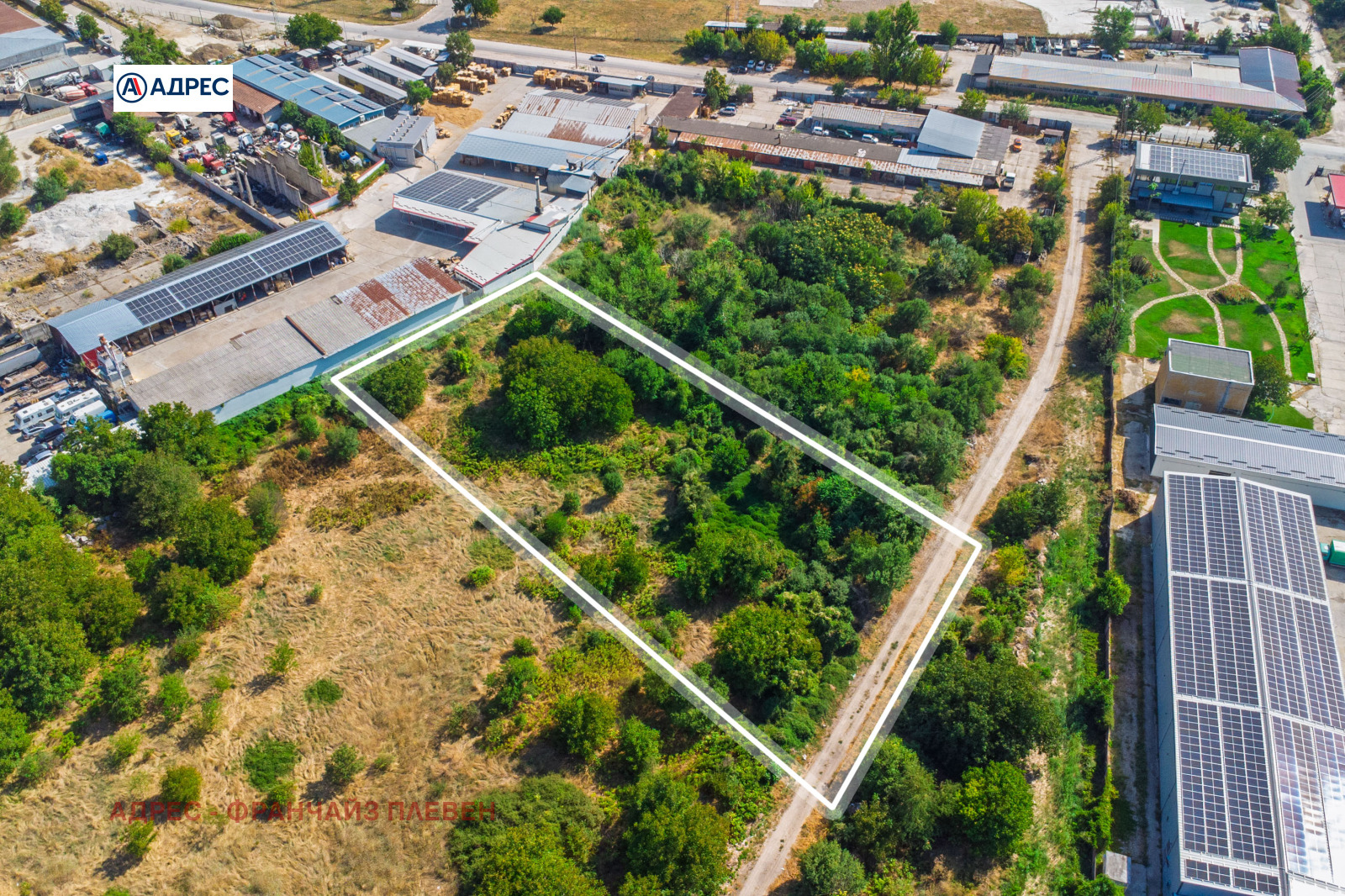 Продава ПАРЦЕЛ, гр. Плевен, Индустриална зона, снимка 2 - Парцели - 55952267