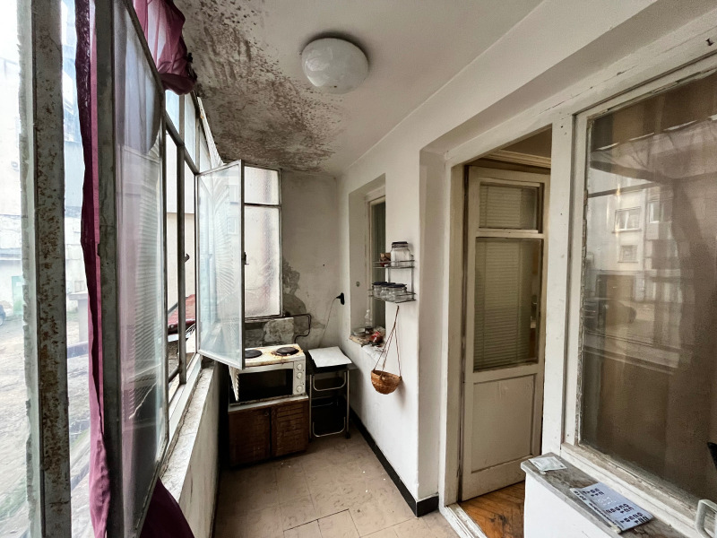 Продава 4-СТАЕН в град Плевен, Идеален център - 82 кв.м / 140 000 € » 273 816.20 лв., НОВА ХОУМ