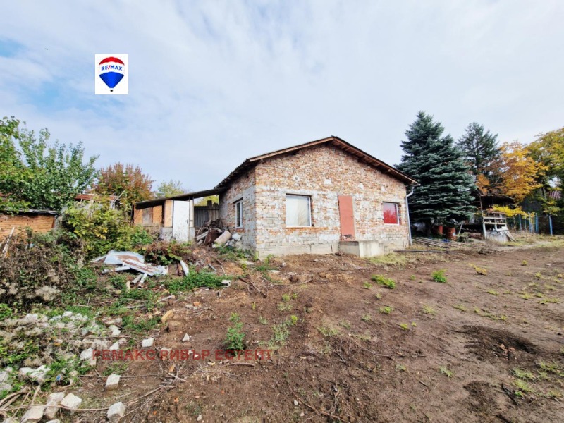 Продава ВИЛА в област Русе, с. Николово - 60 кв.м / 26 000 € » 50 851.58 лв., РЕМАКС РИВЪР ЕСТЕЙТ