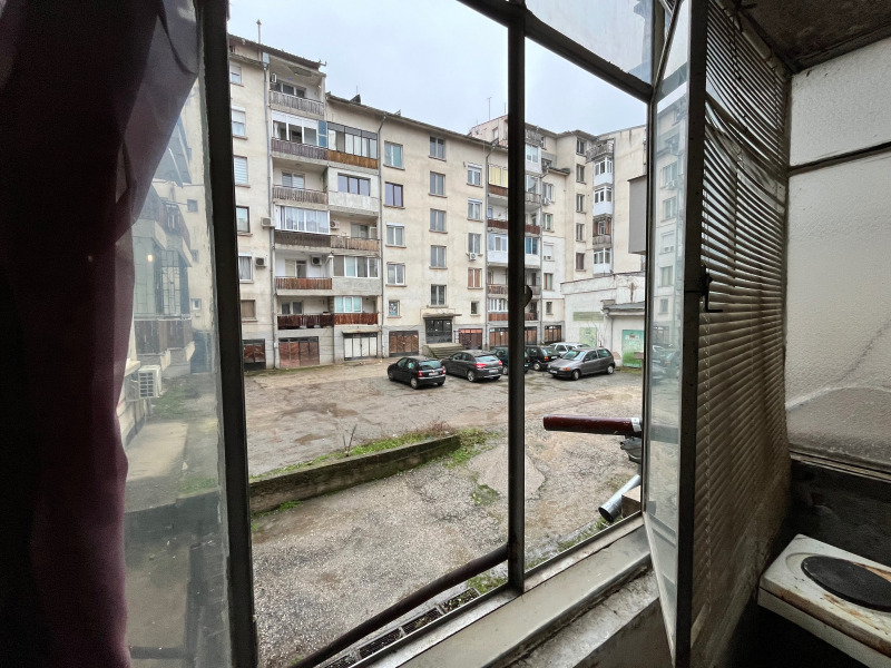 Продава 4-СТАЕН, гр. Плевен, Идеален център, снимка 4 - Апартаменти - 53518761