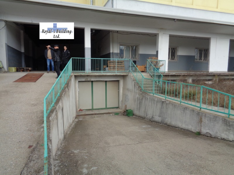For Sale  Industrial building Kyustendil , Promishlena zona - Sever , 8000 sq.m | 23725752 - image [4]