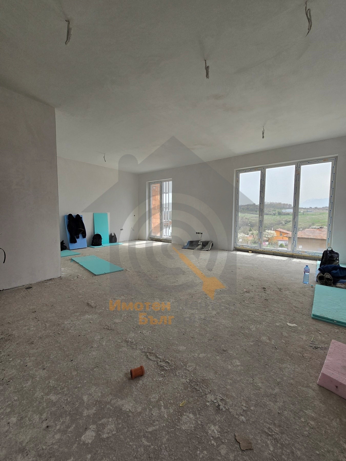 Продава КЪЩА, с. Пожарево, област София област