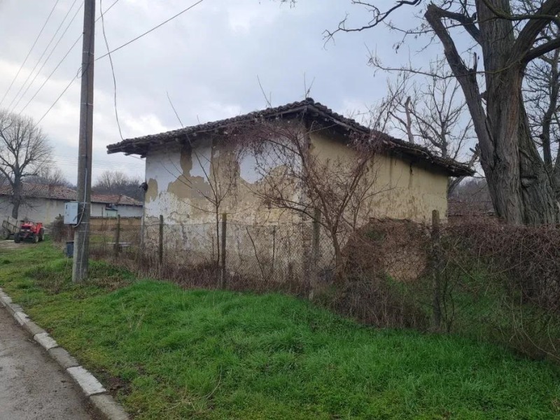 Продава КЪЩА, гр. Дългопол, област Варна, снимка 2 - Къщи - 40521397