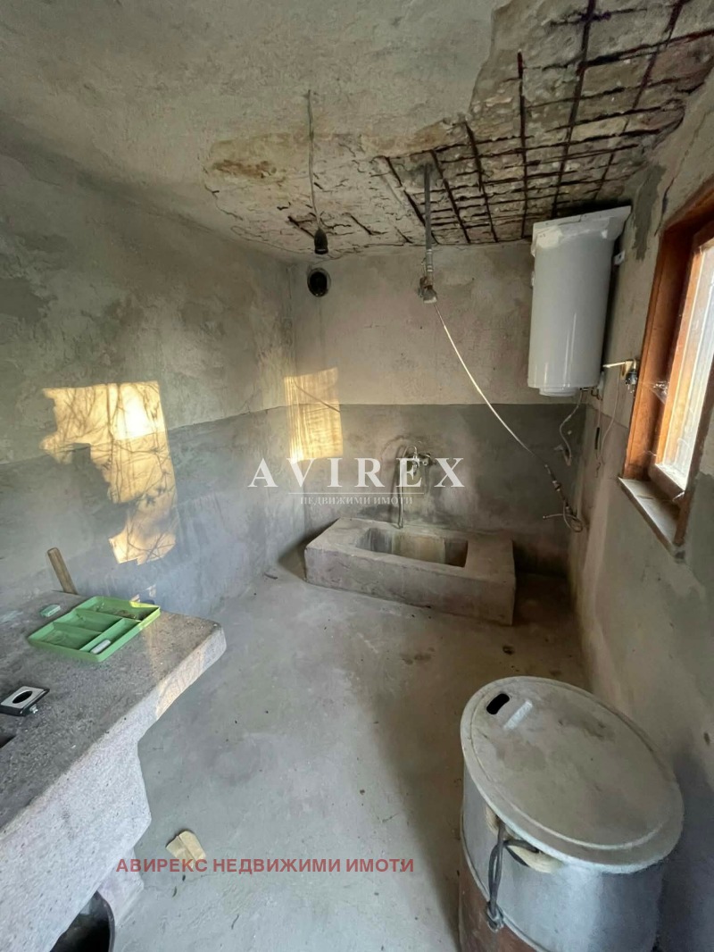 Продава КЪЩА, с. Бяла река, област Пловдив, снимка 4 - Къщи - 52601473