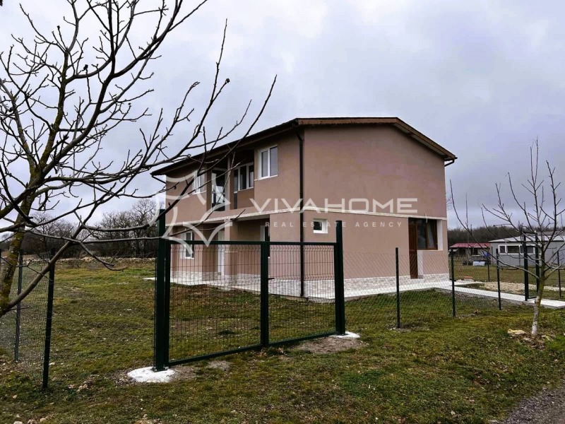 Продава КЪЩА, с. Доброглед, област Варна