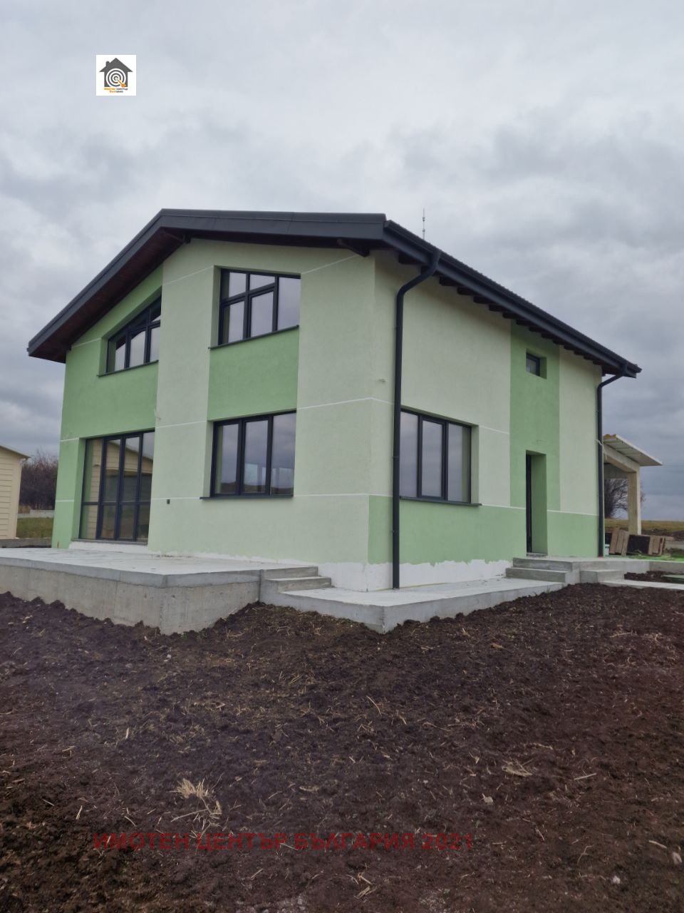 Продава КЪЩА, с. Пожарево, област София област