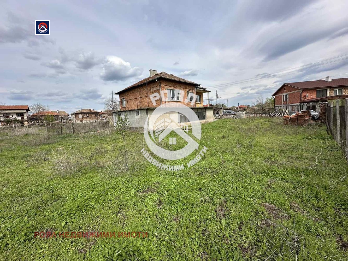 Продава КЪЩА, с. Ново село, област Пловдив