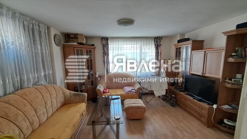 Продава  3-стаен град Варна , Цветен квартал , 65 кв.м | 79659311 - изображение [4]
