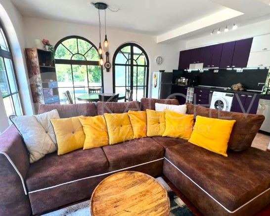 Продава КЪЩА, гр. Каварна, област Добрич, снимка 2 - Къщи - 55204127