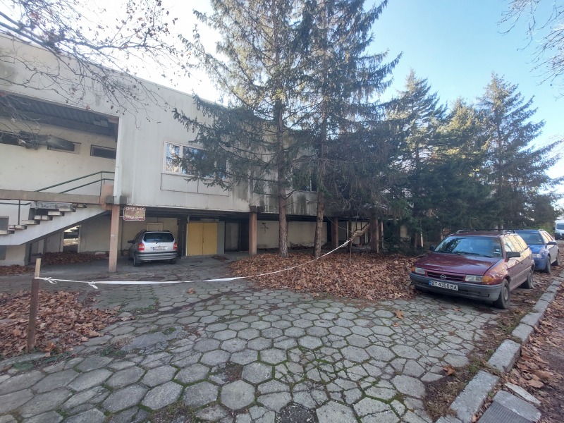 En venta  Edificio industrial Veliko Tarnovo , Promishlena zona - Yug , 1355 metros cuadrados | 95777878 - imagen [2]