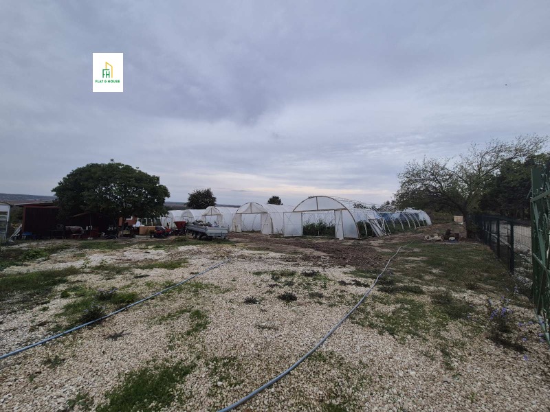 Продава ПАРЦЕЛ, с. Близнаци, област Варна