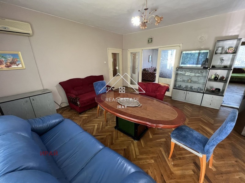 Продава МНОГОСТАЕН, гр. Стара Загора, Център, снимка 2 - Aпартаменти - 48301682