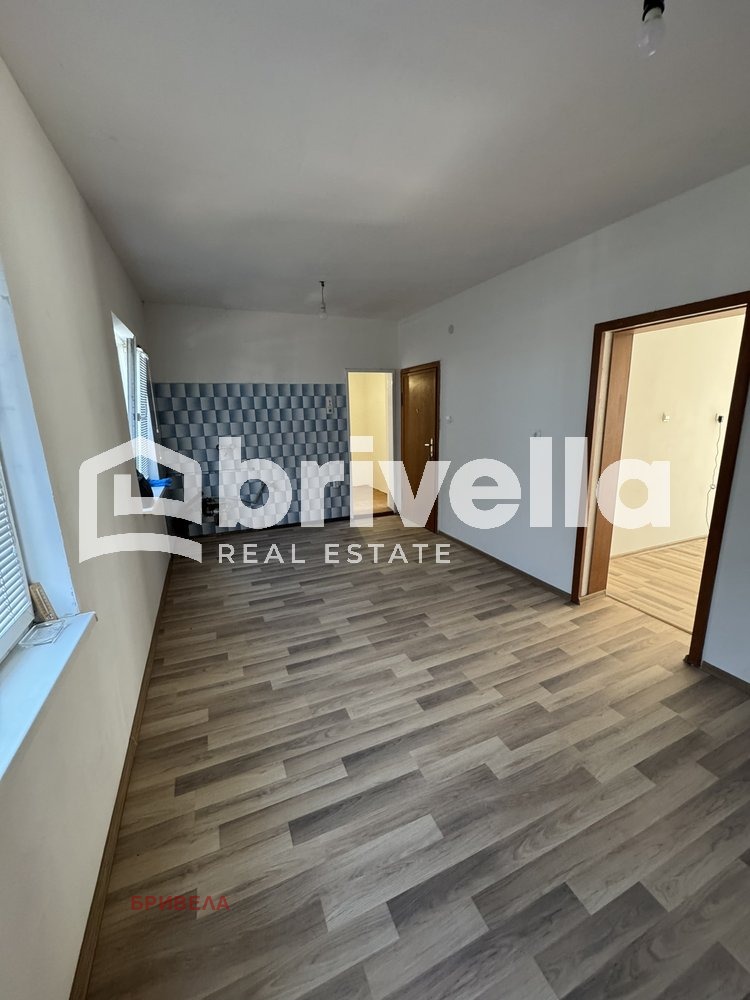 En venta  Piso de la casa Sofia , Levski , 161 metros cuadrados | 87444343 - imagen [8]