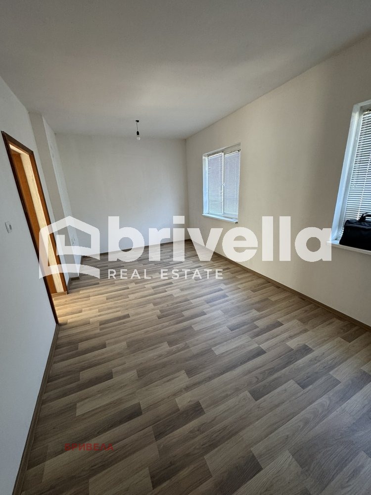 En venta  Piso de la casa Sofia , Levski , 161 metros cuadrados | 87444343 - imagen [5]