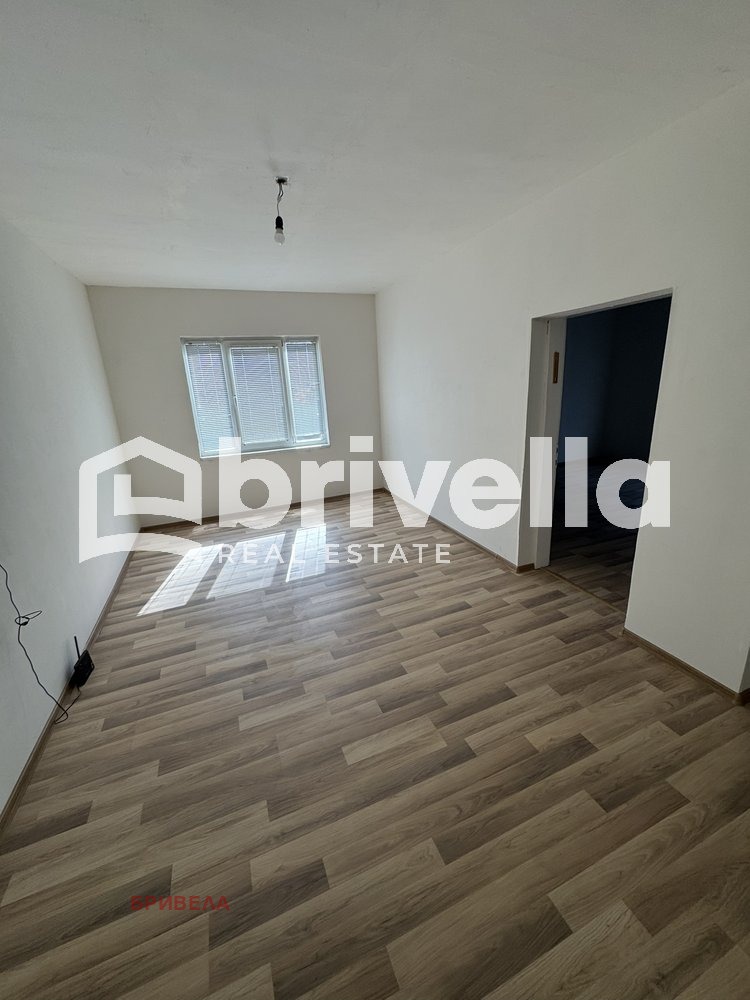 En venta  Piso de la casa Sofia , Levski , 161 metros cuadrados | 87444343 - imagen [6]