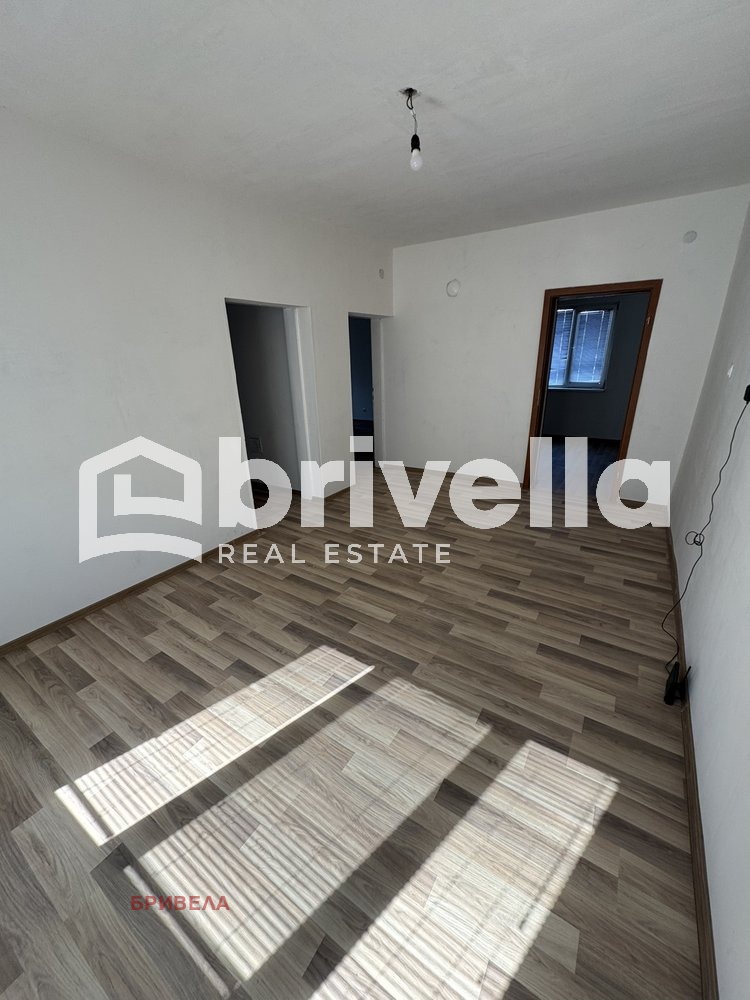 En venta  Piso de la casa Sofia , Levski , 161 metros cuadrados | 87444343 - imagen [4]