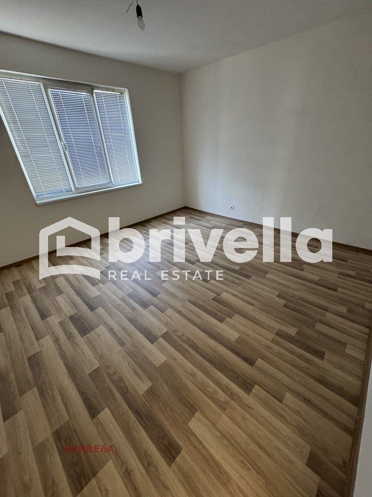 En venta  Piso de la casa Sofia , Levski , 161 metros cuadrados | 87444343 - imagen [3]