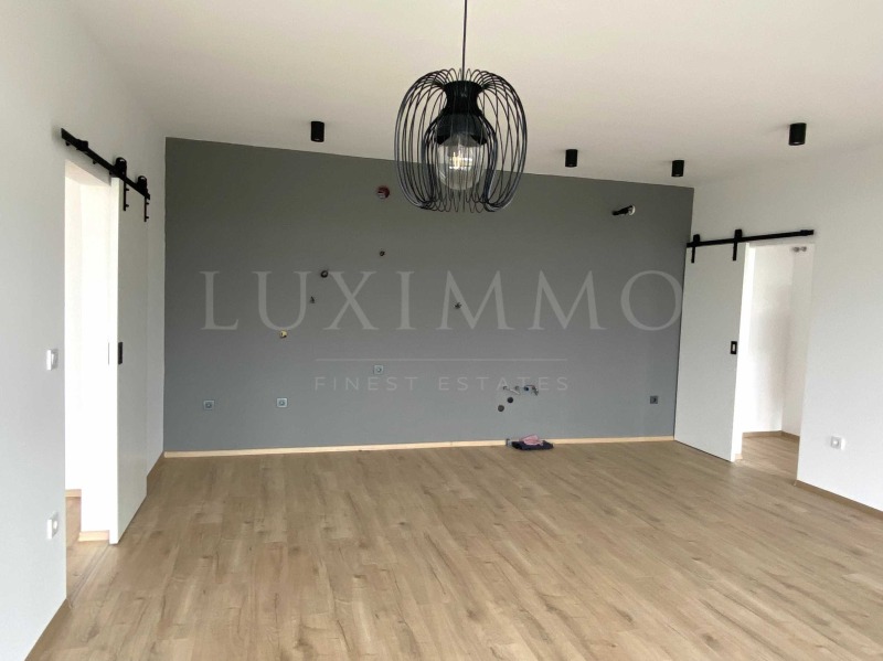 Продава КЪЩА, с. Оброчище, област Добрич, снимка 6 - Къщи - 53292121