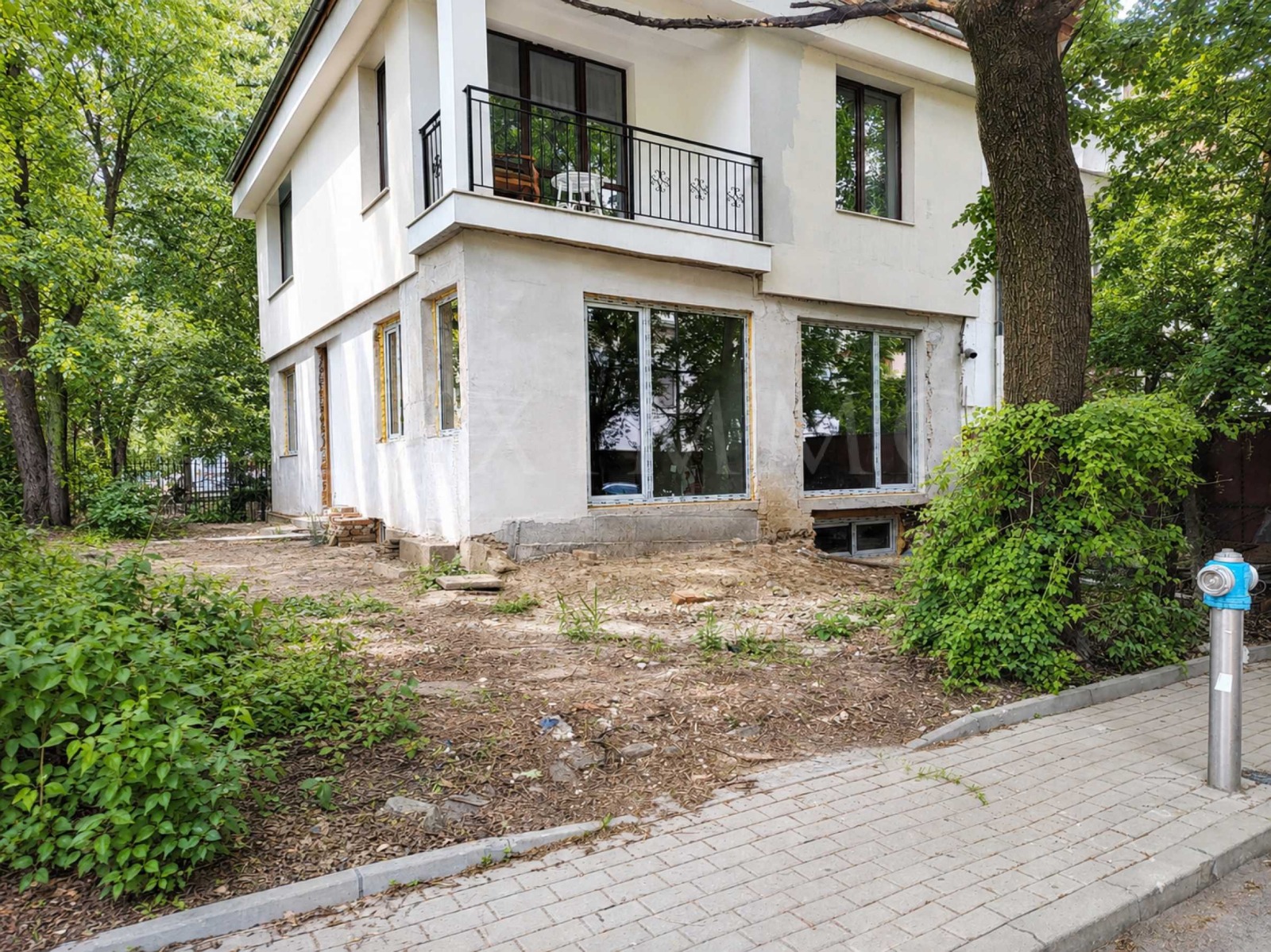 Продава ЕТАЖ ОТ КЪЩА, гр. София, Лозенец, снимка 2 - Етаж от къща - 54618606