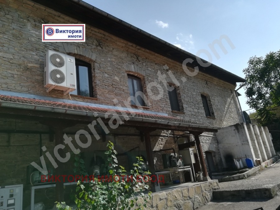 Продава ПРОМ. ПОМЕЩЕНИЕ, с. Гостилица, област Габрово, снимка 2 - Производствени сгради - 40204695