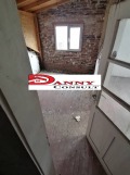Продава ЕТАЖ ОТ КЪЩА, гр. Велико Търново, Център, снимка 6