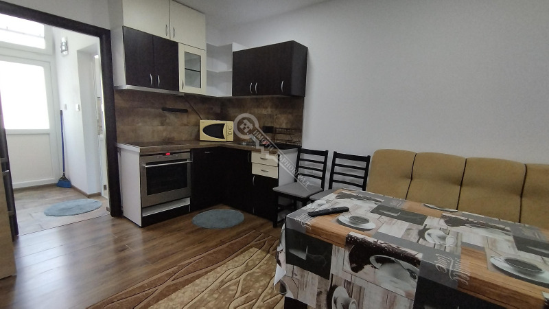 Продава 2-СТАЕН в град Велико Търново, Бузлуджа - 40 кв.м / 82 000 € » 160 378.06 лв., ИМОТИ ТЪРНОВГРАД