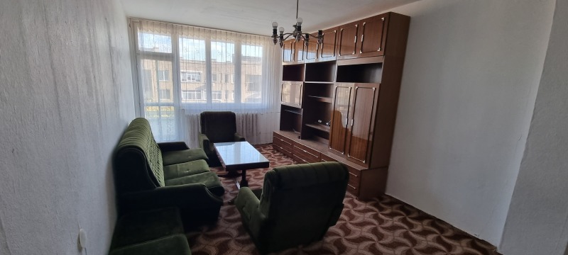 Продава 3-СТАЕН в град Разград, Бели Лом - 102 кв.м / 97 145.46 € » 190 000 лв., РОС -НЕДВИЖИМИ ИМОТИ