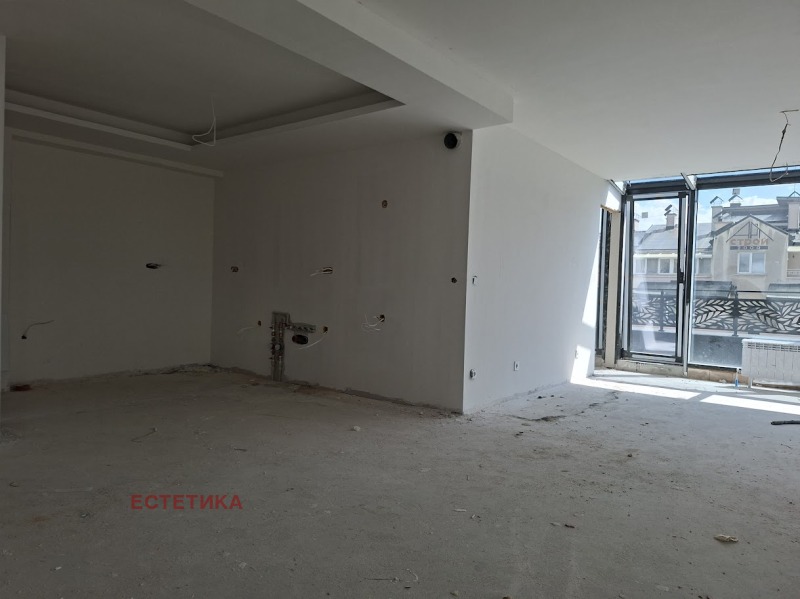 Na sprzedaż  3 sypialnie Sofia , Lozenec , 368 mkw | 34248675 - obraz [7]