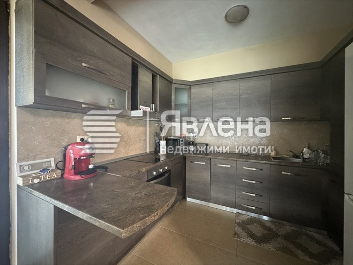 Продава КЪЩА, с. Главатарци, област Кърджали, снимка 11 - Къщи - 48735160