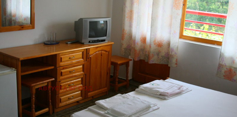 Продава ХОТЕЛ, с. Синеморец, област Бургас, снимка 9 - Хотели - 52688364