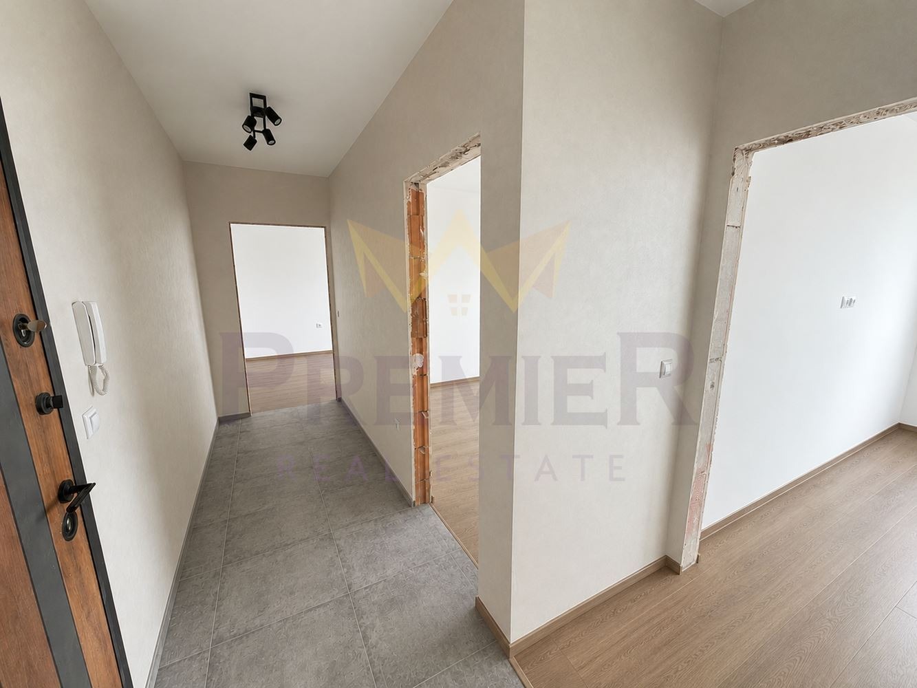 Продава 3-СТАЕН, гр. Варна, Възраждане 3, снимка 4 - Апартаменти - 55361363