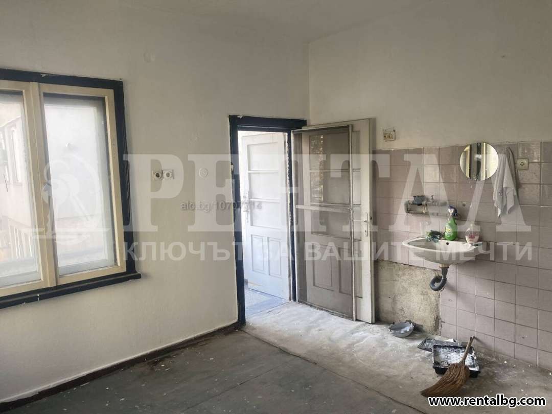 Продава МНОГОСТАЕН, гр. Пловдив, Център, снимка 13 - Апартаменти - 54640272
