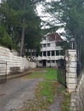 Продава ХОТЕЛ, област Ловеч, гр. Троян • 775000 € / 1515768.25 лв. • 77261935 1