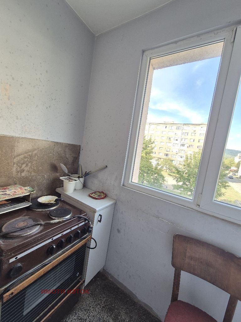 Eladó  2 hálószobás Pernik , Iztok , 89 négyzetméter | 87732527 - kép [10]