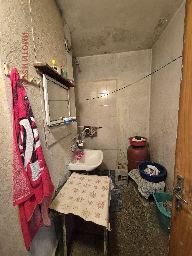 Продава 3-СТАЕН, гр. Перник, Изток, снимка 4 - Апартаменти - 51499816