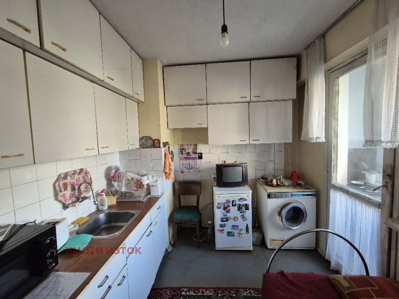 Eladó  2 hálószobás Pernik , Iztok , 89 négyzetméter | 87732527 - kép [9]