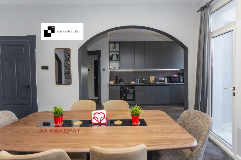 Продава 4-СТАЕН, гр. София, Център, снимка 6 - Апартаменти - 53078184