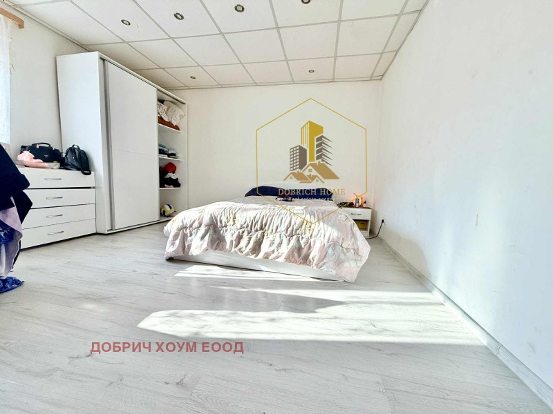 Продава  Къща град Добрич , Център , 100 кв.м | 95648616