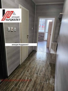 1 dormitorio Vazrozhdentsi, Kardzhali 5