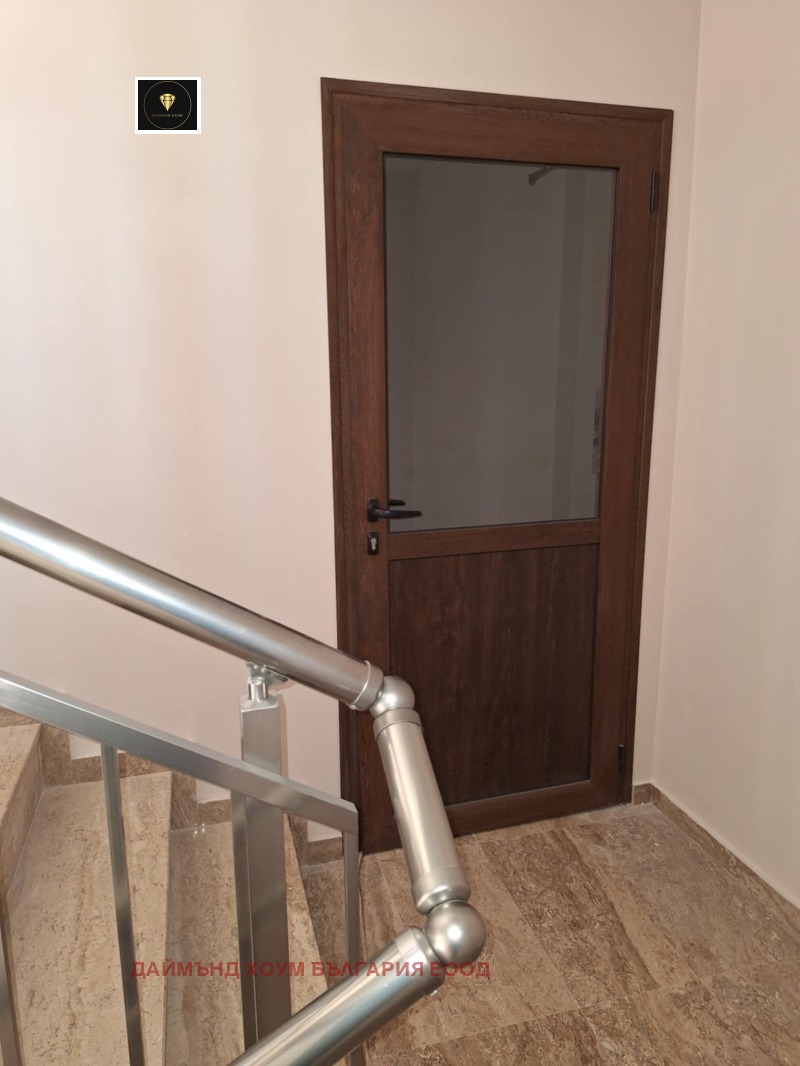 Zu verkaufen  1 Schlafzimmer Plowdiw , Komatewo , 87 qm | 68990633 - Bild [5]