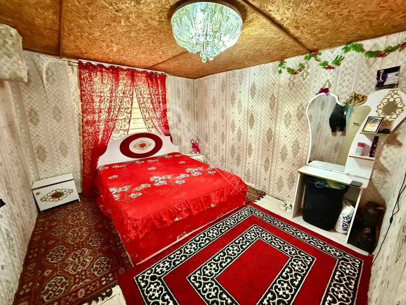 Продава КЪЩА, гр. Елена, област Велико Търново, снимка 5 - Къщи - 52749567