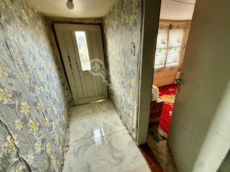 Продава КЪЩА, гр. Елена, област Велико Търново, снимка 8 - Къщи - 52749567