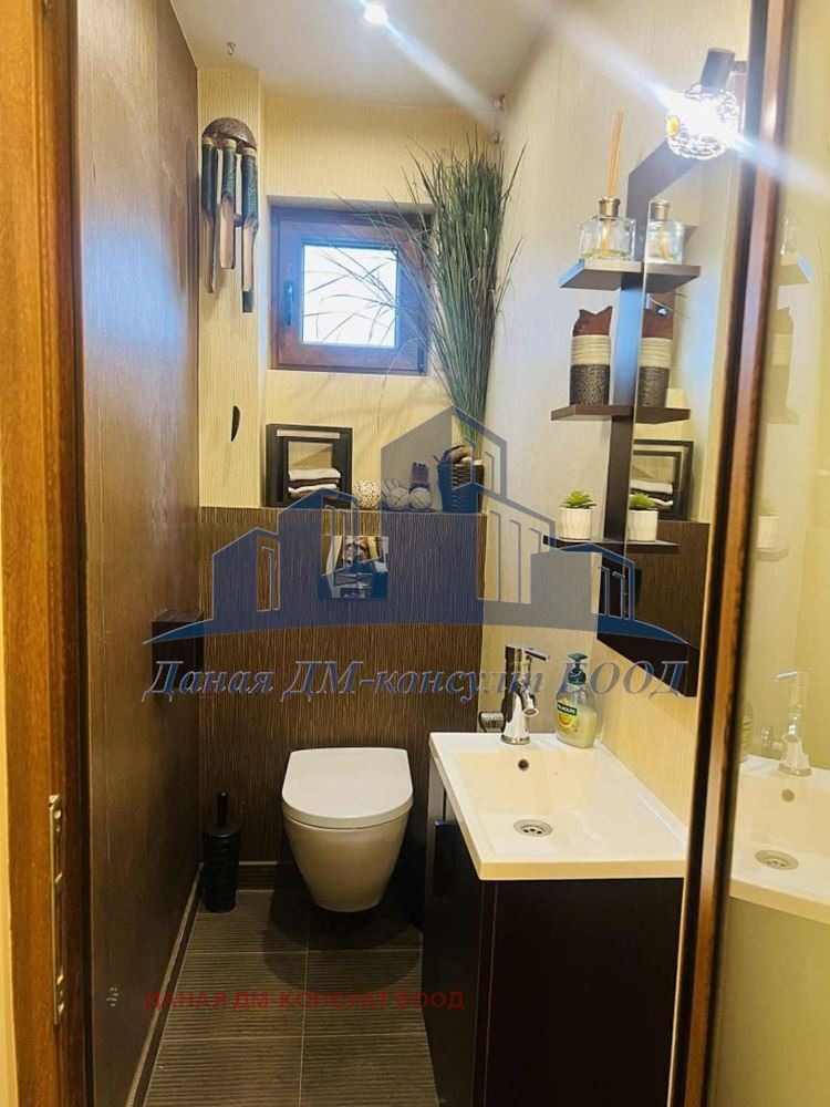 Продава КЪЩА, гр. Шумен, Военно училище, снимка 7 - Къщи - 53183032