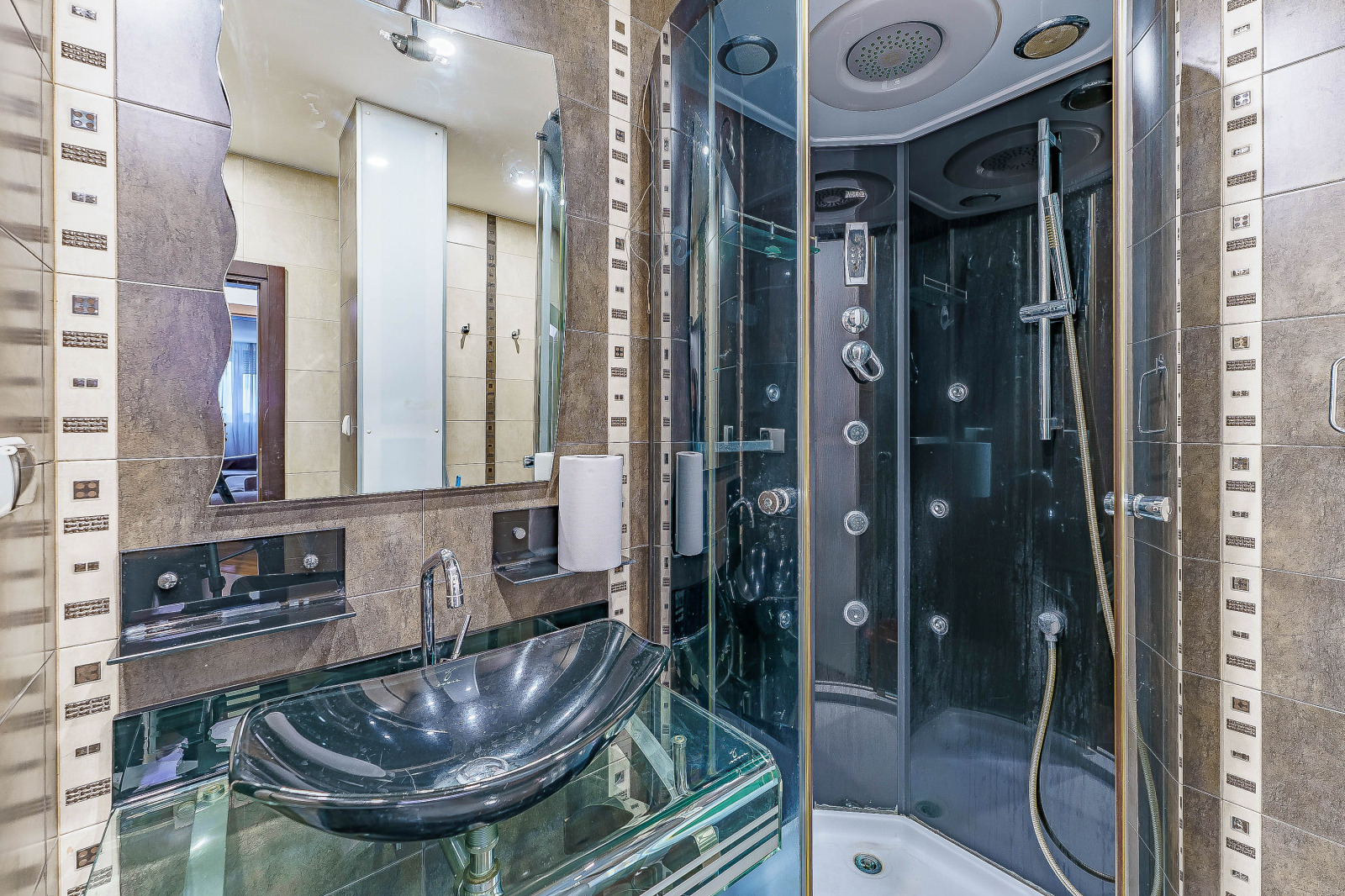 Продава 3-СТАЕН, гр. София, Банишора, снимка 12 - Апартаменти - 54063992