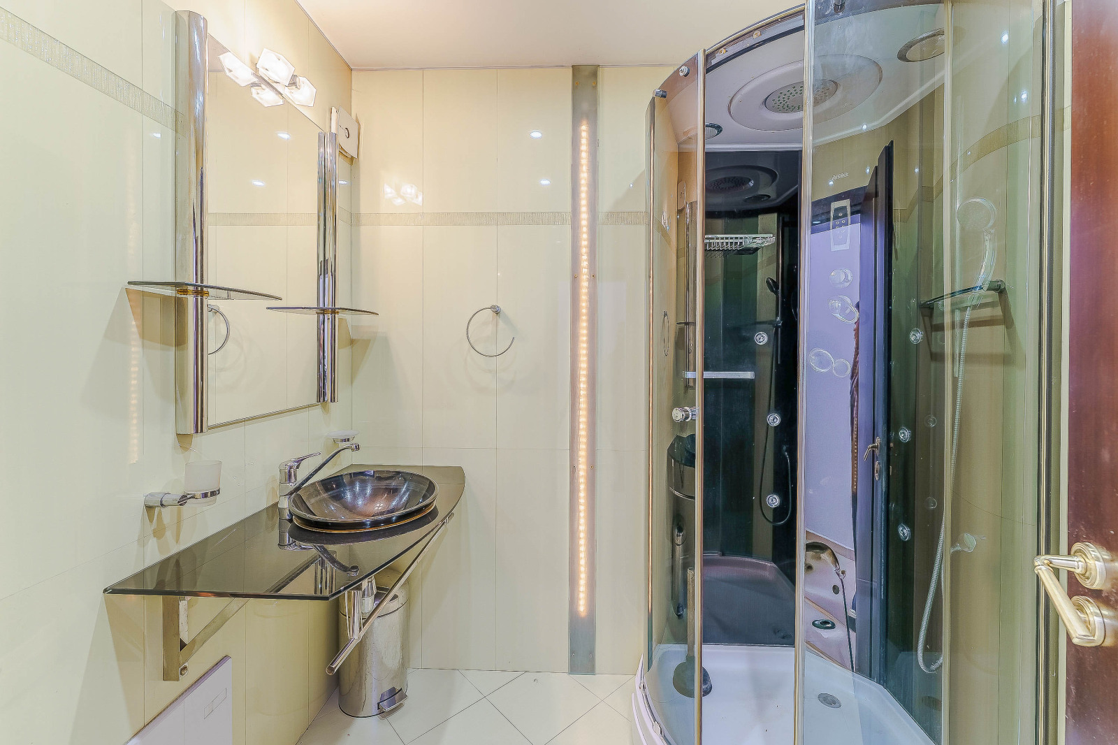 Продава 3-СТАЕН, гр. София, Банишора, снимка 13 - Апартаменти - 54063992