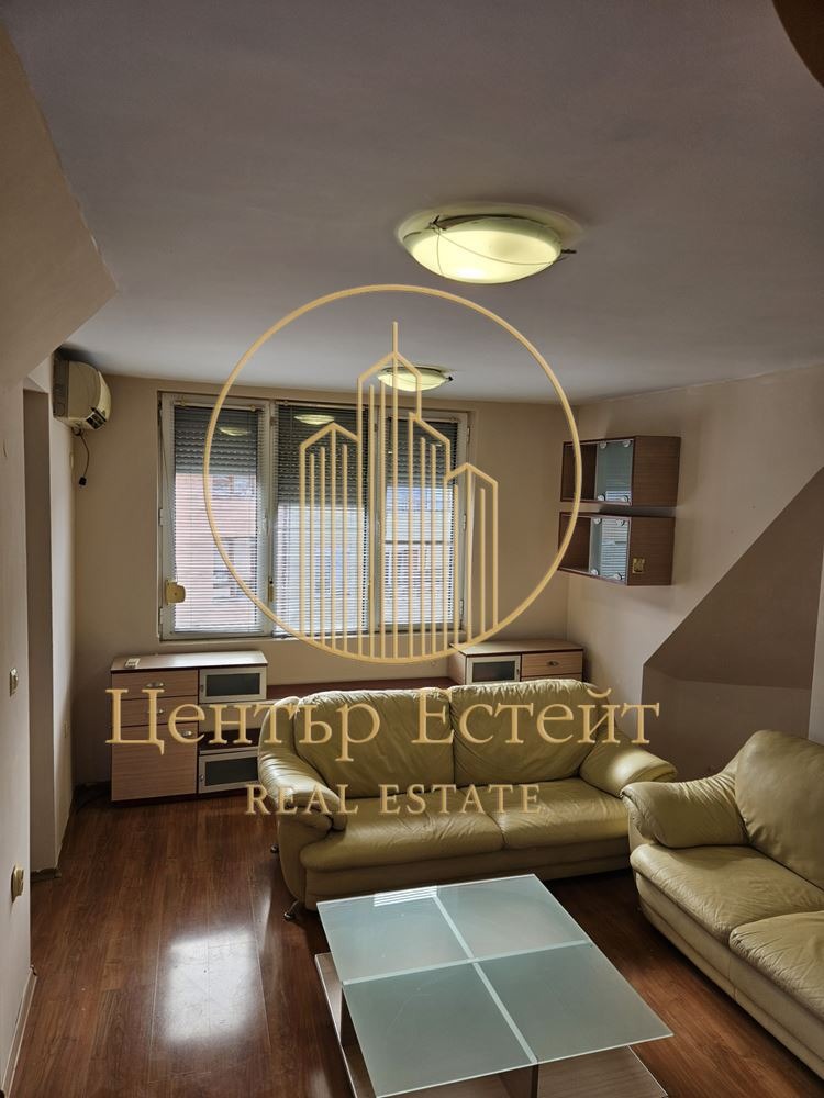 Продава 3-СТАЕН, гр. Плевен, Широк център