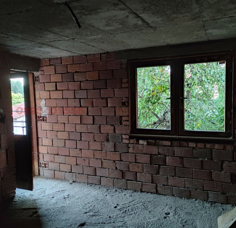 Продава МНОГОСТАЕН, гр. Кюстендил, Бузлуджа, снимка 3 - Апартаменти - 52789998