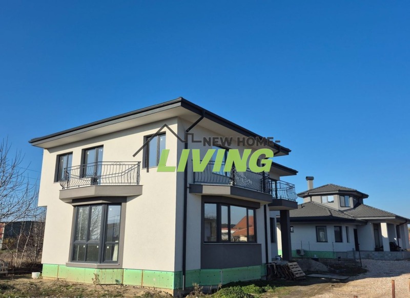 Продава КЪЩА, с. Златитрап, област Пловдив, снимка 3 - Къщи - 53149942