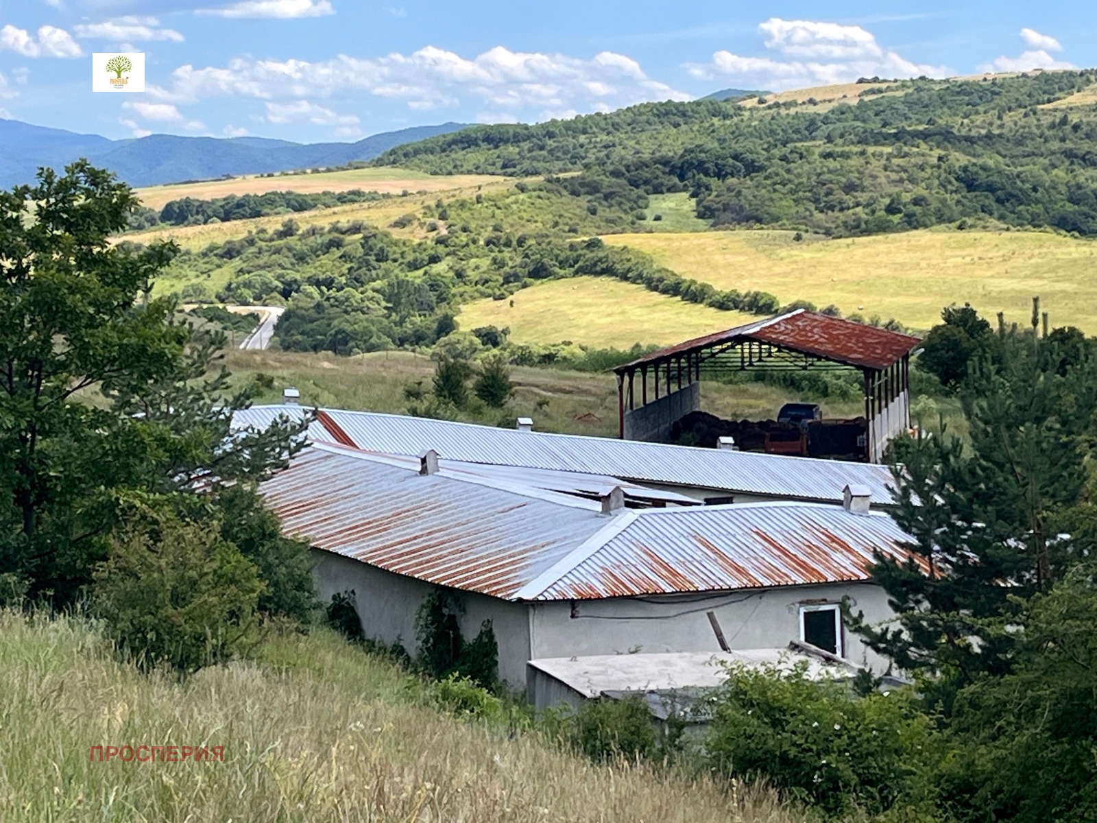 Продава КЪЩА, с. Гурмазово, област София област